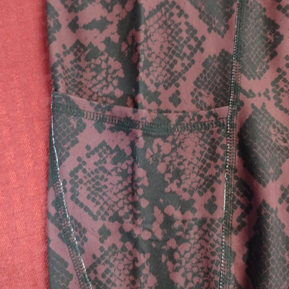 NEW with tags Tahari Sport Leggings with Side Pockets – Size S – Lot of 3 - Picture 11 of 15